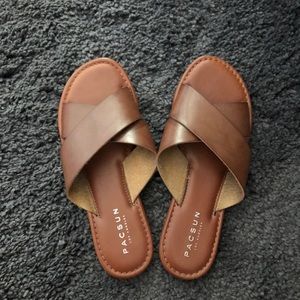 Pacsun slip on sandals // size 8